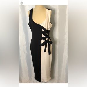 VENUS Black and White Body con dress M